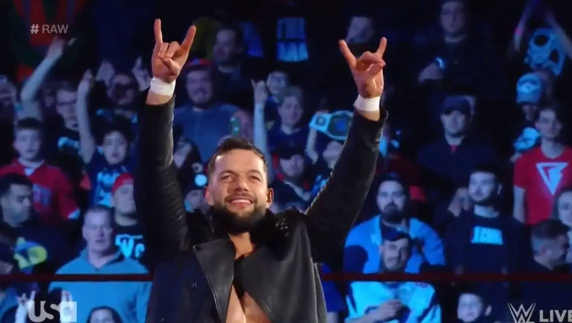 finn balor entrance, finn balor raw 25 march 2019, finn balor vs bobby leshley & jinder mahal