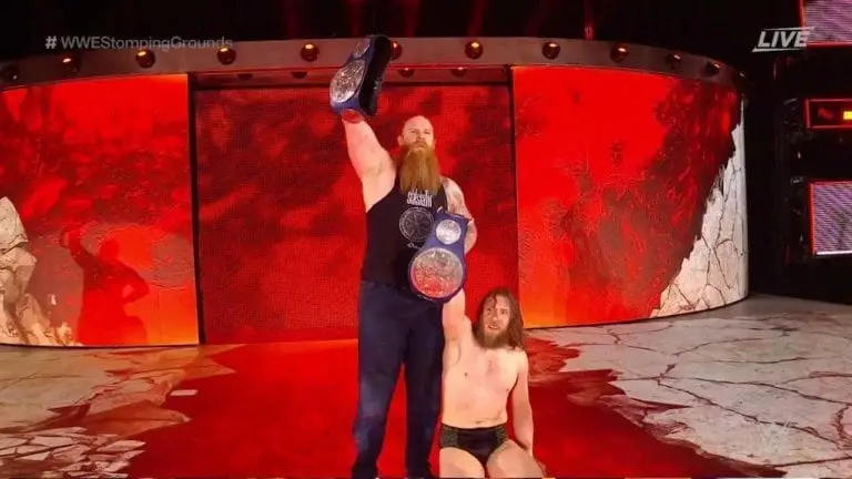 Daniel Bryan and Rowan Beat Heavy Machinery at Stomping Grounds