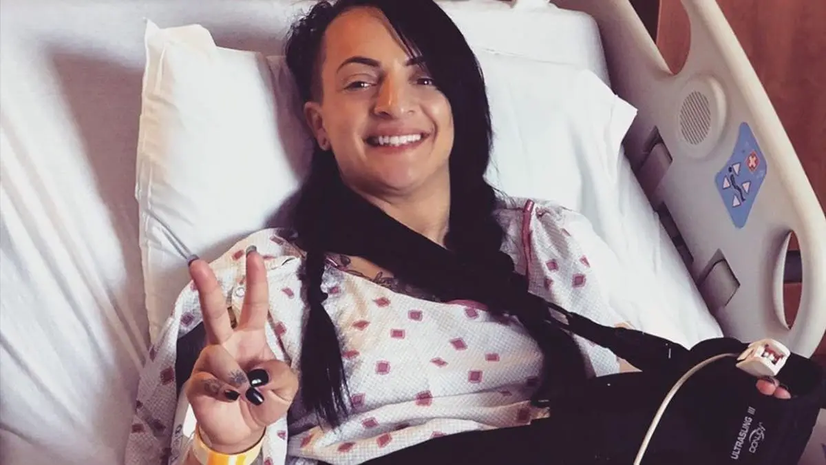 Ruby Riott Shoulder Surgery 2019