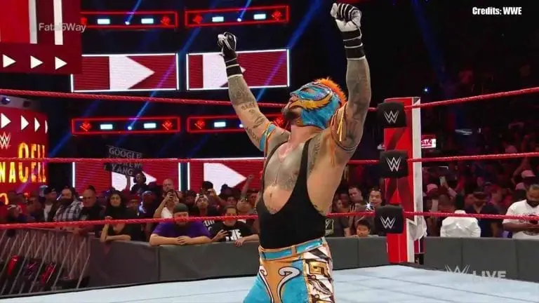 Rey Mysterio Wins Fatal 5-Way No #1 Contenders Match, To Face Rollins Next Week