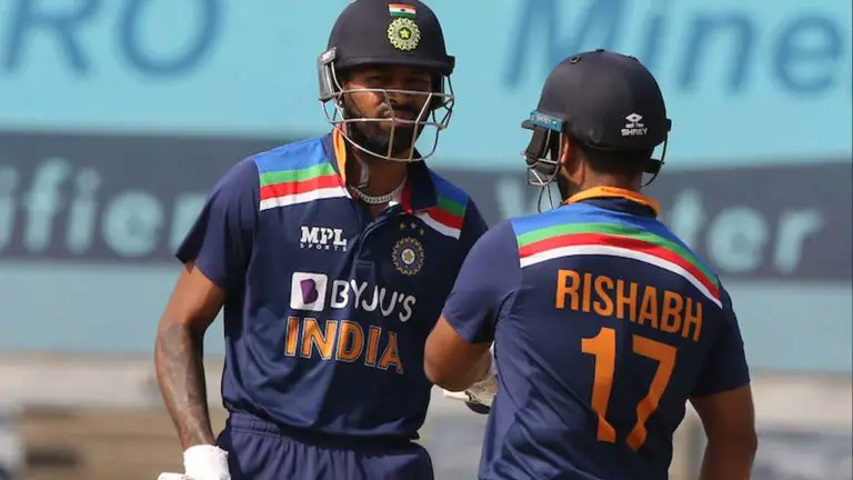 IND vs ENG- 3rd ODI: India Set Target of 330 With Pant-Pandya Show