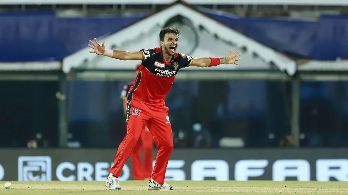 Harshal Patel takes 5 wickets against MI