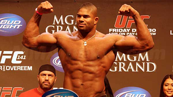 Alistair Overeem To Challenge Heavyweight Champion Rico Verhoeven at ‘GLORY: Collision 3’