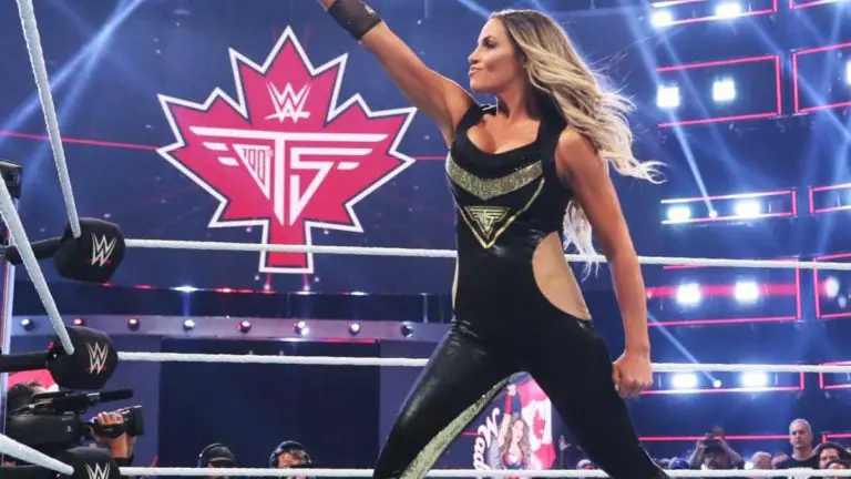Trish Stratus Returning to WWE Live Event in December