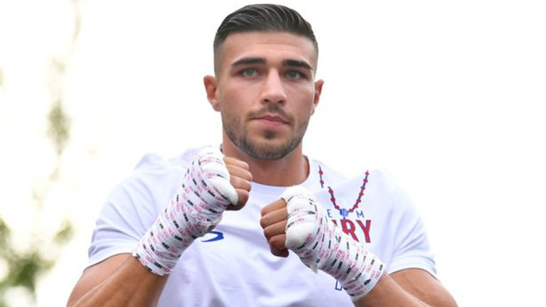 Tommy Fury Shows Broken Ribs X-Ray to Explain Withdrawl Against Paul