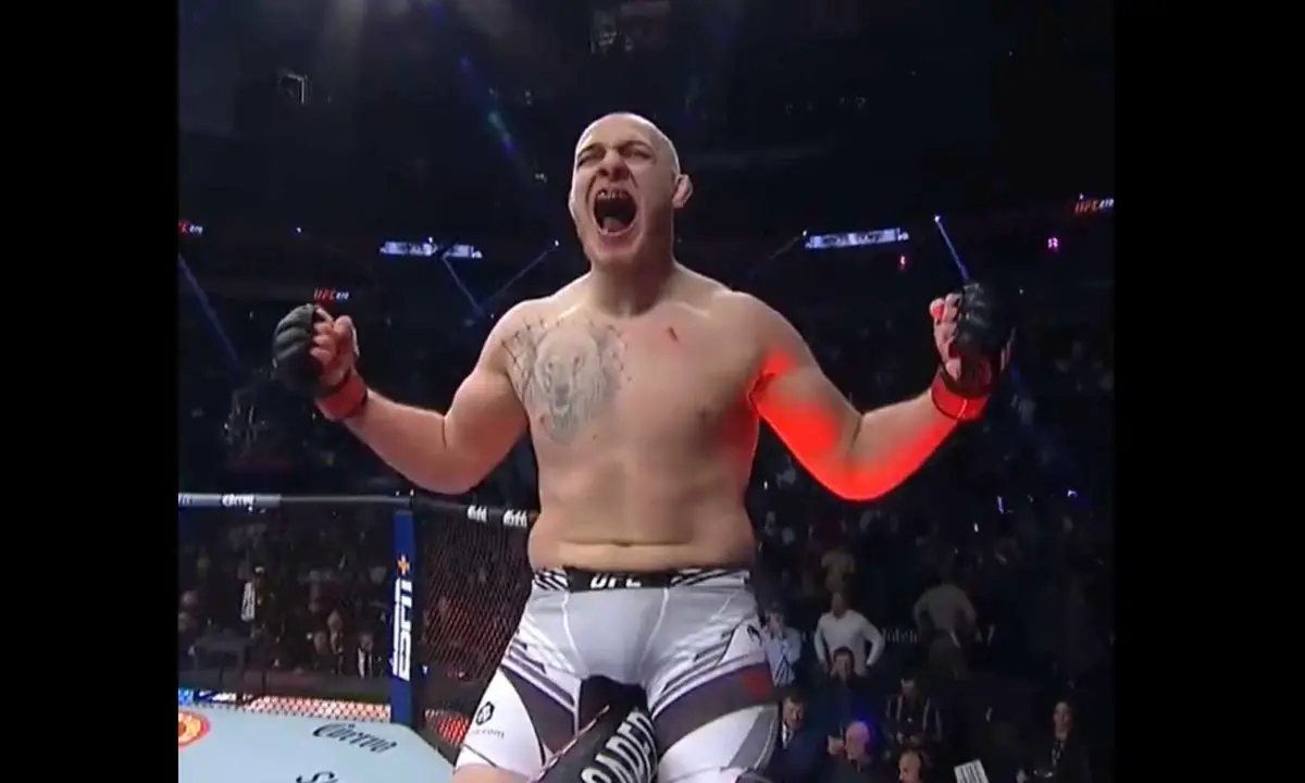 Sergey Spivak UFC 272